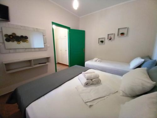 3bedroom-villa-sandy-apartments-sivota-02